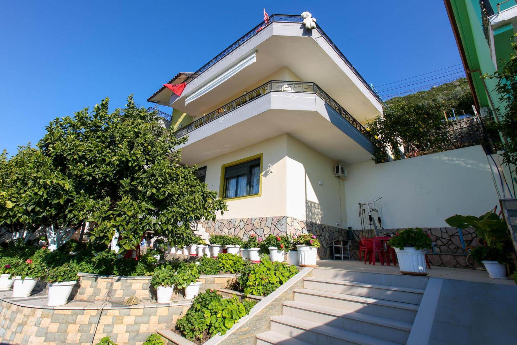 Villa Meminaj Vlorë Екстериор снимка